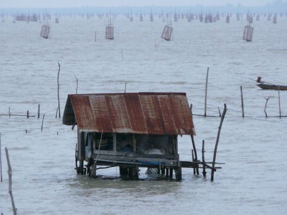 Paisible fishing village at Songkla's Ko Yo Island